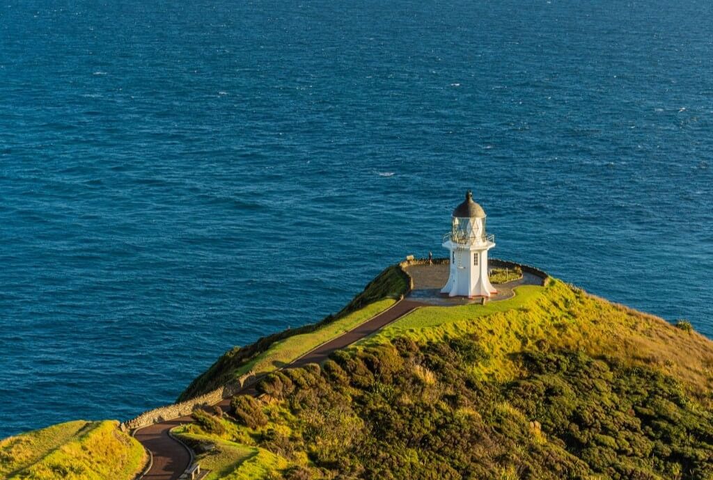 Government defies warnings, doubles down on Māori coastline law