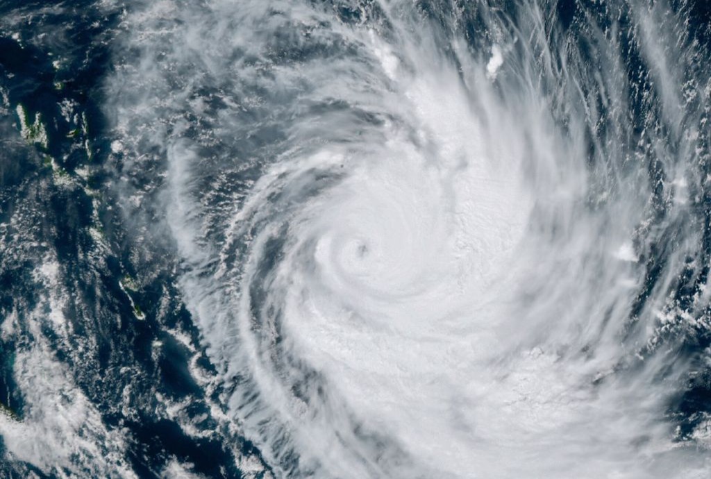 Cyclone Vaianu moves south across North Island as red wind warnings bite