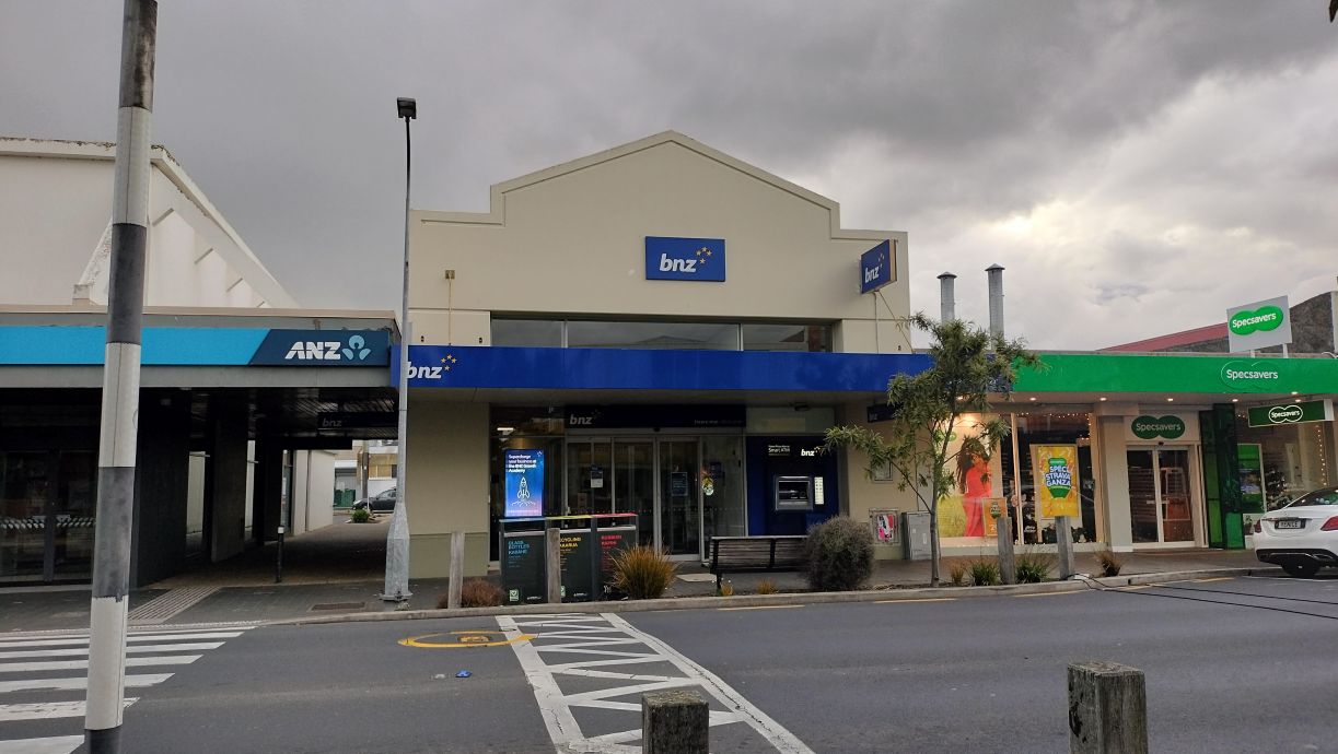NZ First proposes buying back BNZ and merging it with Kiwibank